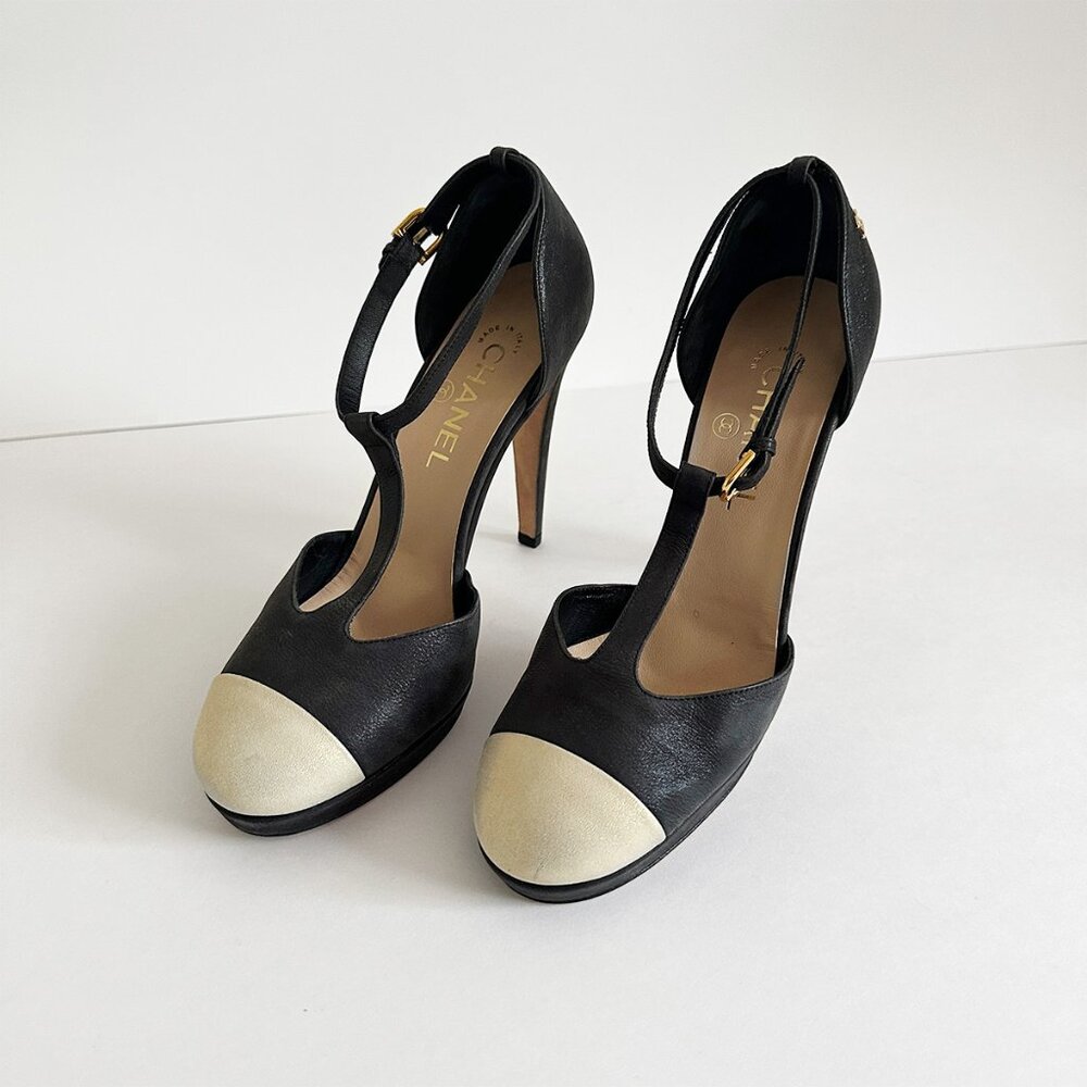 CHANEL - Authentic High Heels SALOMES G30444